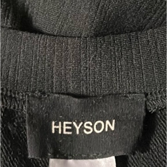 Heyson, 2-Pocket, Round Neckline, Slit Sides Poncho, Black, Small - Picture 4 of 6